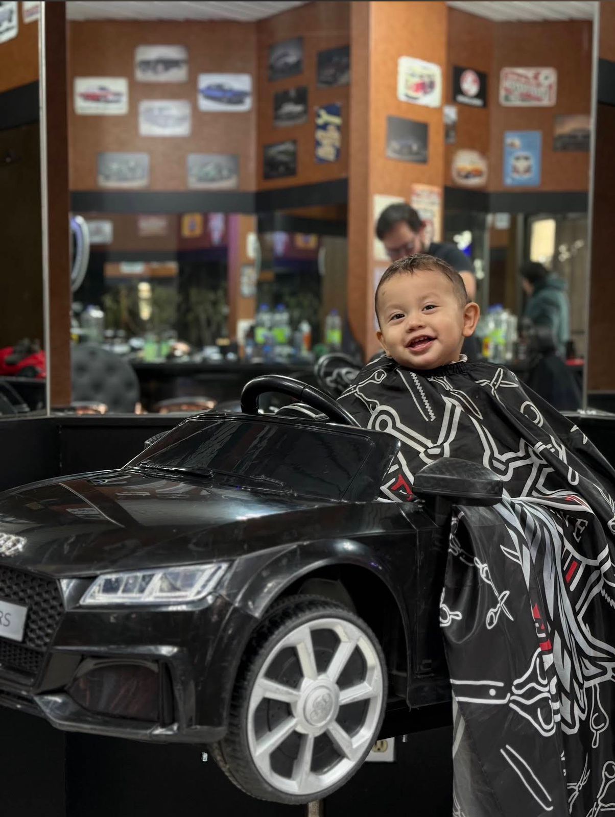 Coupe enfant — fauteuil voiture